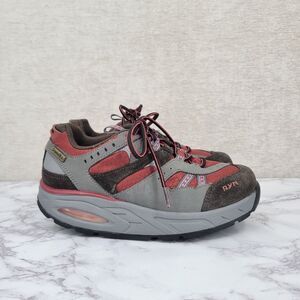 Ryn Trail Red Gray Athletic Shoe US Size 6  Korean 235  Hiking Running